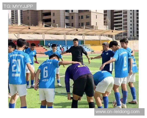 我们热爱足球运动的日常生活与团队合作的乐趣分享